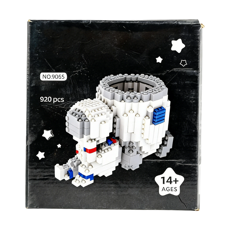 太空主题微颗粒积木】宇航员笔筒拼装玩具 920 颗粒 DIY 桌面收纳摆件